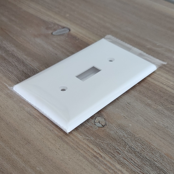 16 Hyper Tough Wallplates, Single Switch, White, 5in, 53142-T1 - NEW in package - Picture 11 of 16